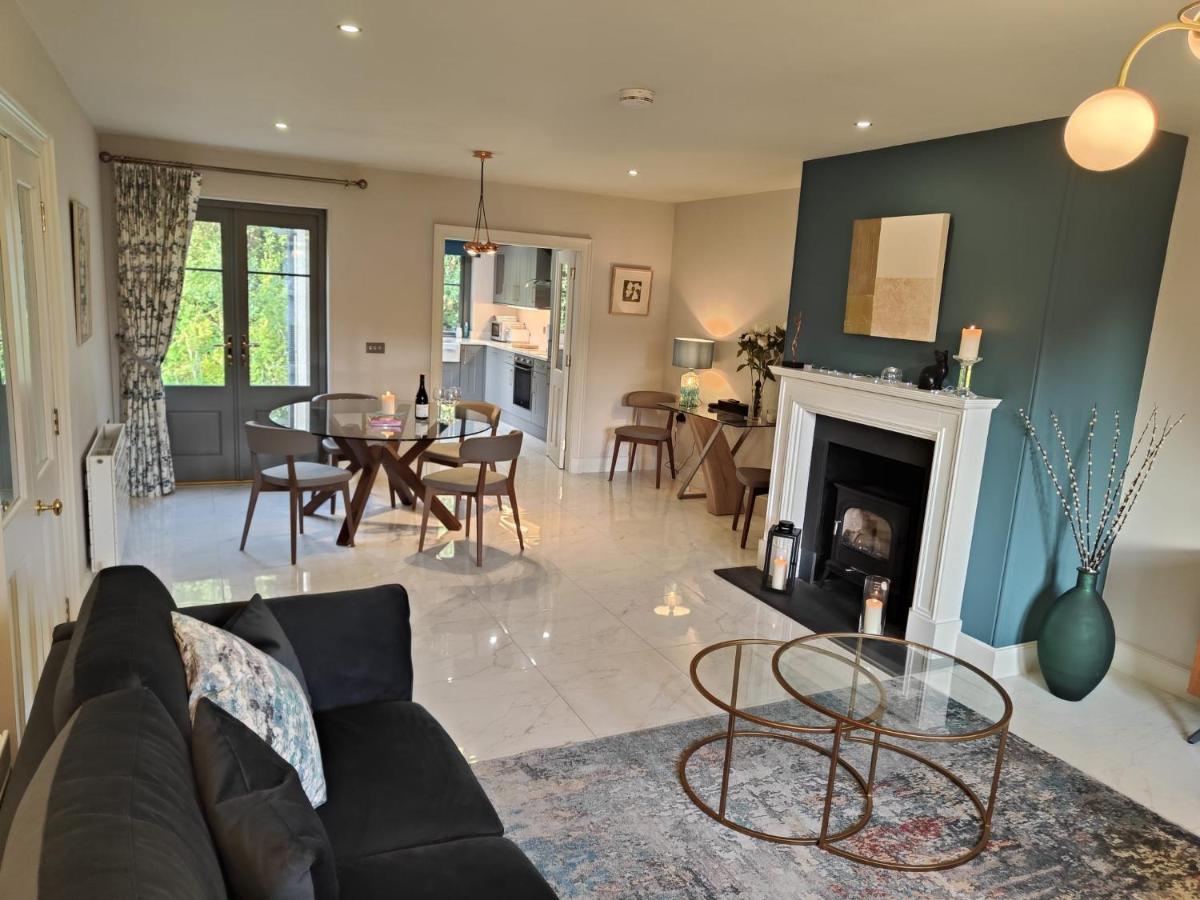 Chic Classy & Cosy At Lough Erne Golf Village And Resort Ballycassidy 외부 사진