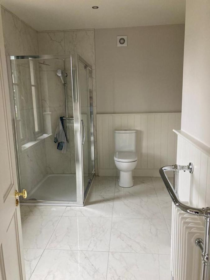Chic Classy & Cosy At Lough Erne Golf Village And Resort Ballycassidy 외부 사진