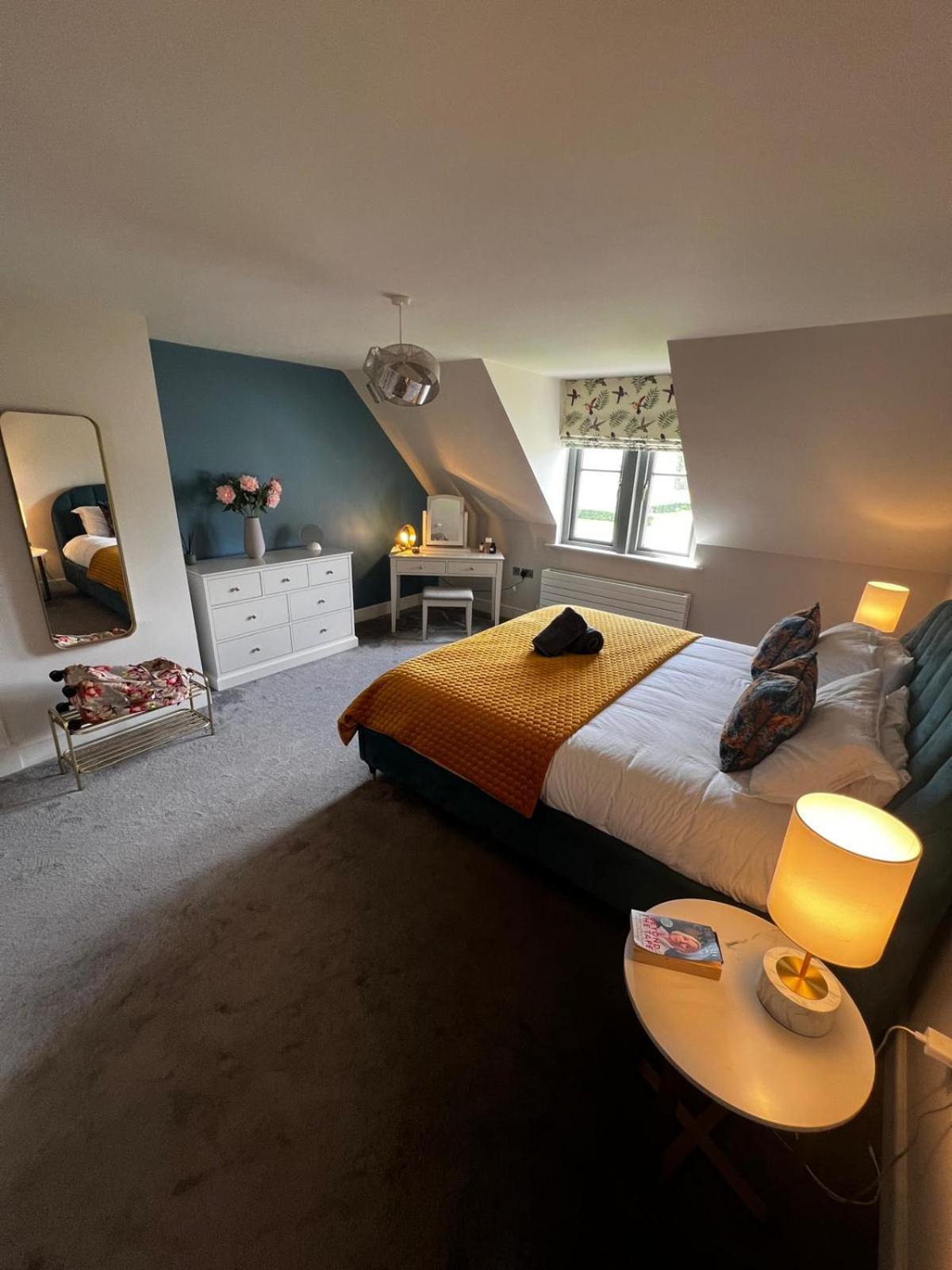 Chic Classy & Cosy At Lough Erne Golf Village And Resort Ballycassidy 외부 사진